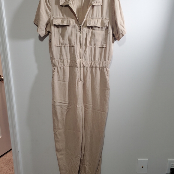 Sincerely Jules Tan Jumpsuit With Jogger Bottoms Size XL - Picture 2 of 12